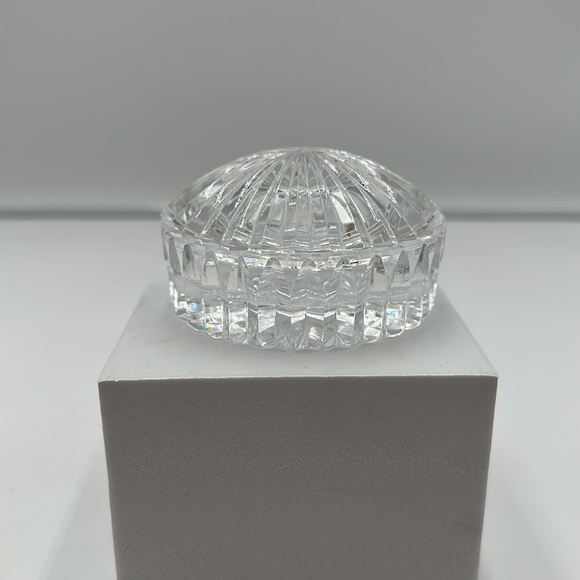 - Waterford Crystal Round Trinket Box and Lid - Picture 4 of 16